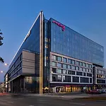 Moxy Hotel 3*