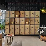Moxy Ξενοδοχείο 3*