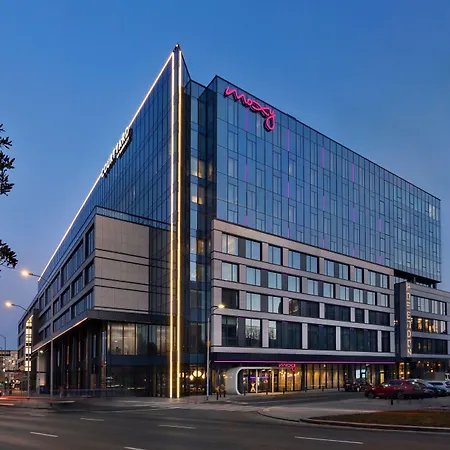 Moxy Hotel 3*