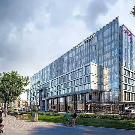 Moxy Hotel 3*