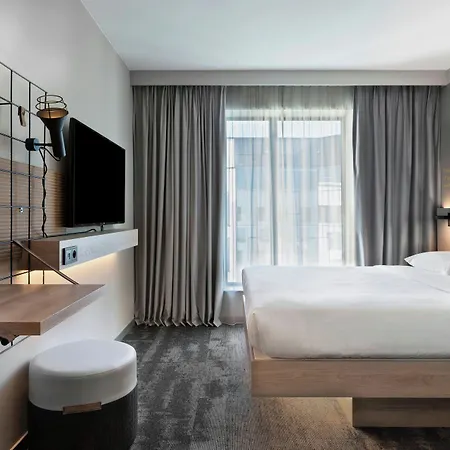 Moxy Hotell 3*